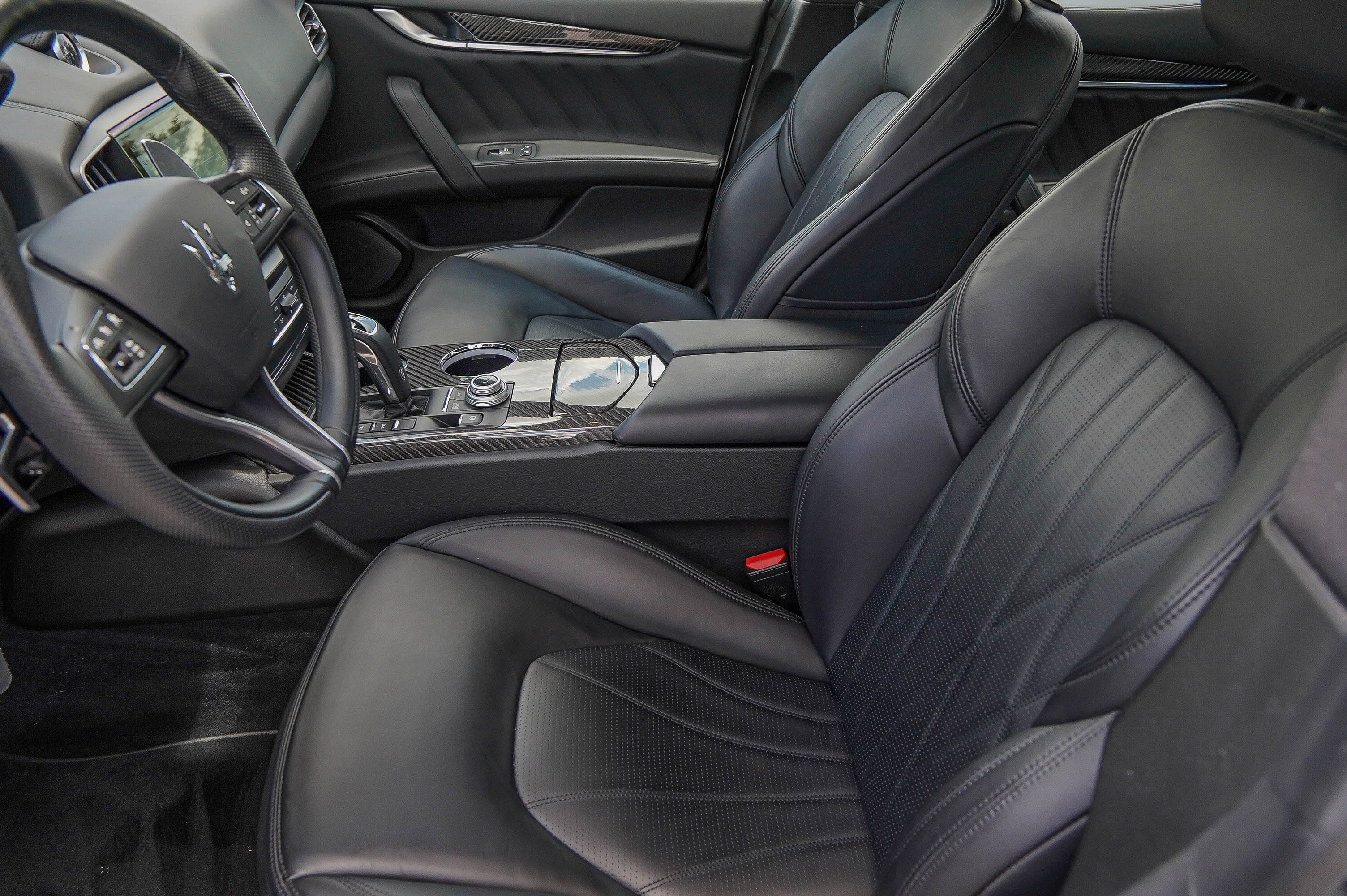 2022 Maserati Ghibli Modena Q4 photo 10