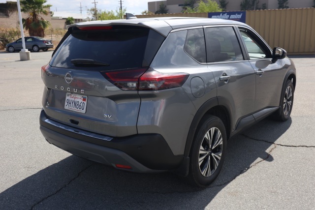 2023 Nissan Rogue SV photo 2