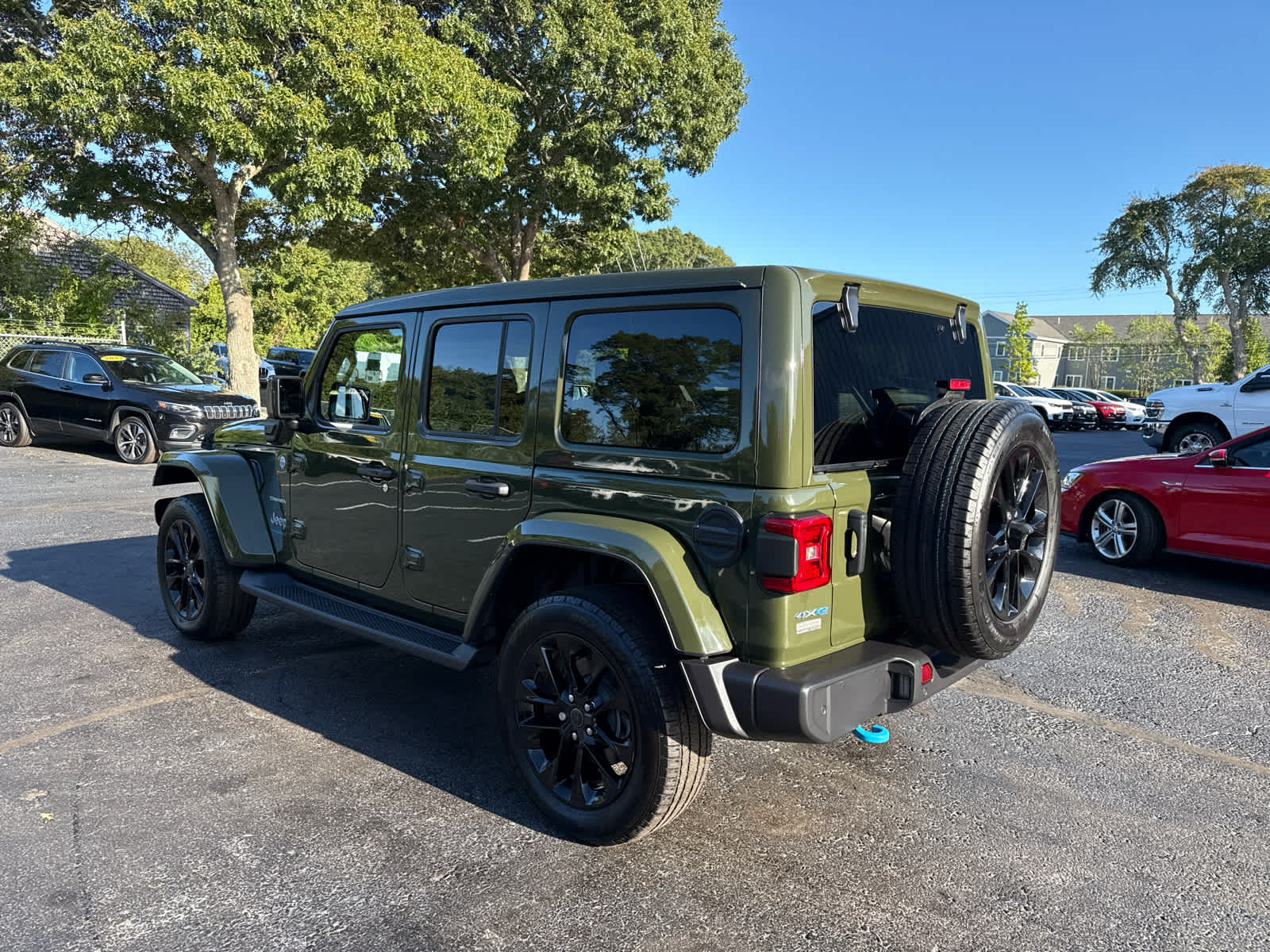 2024 Jeep Wrangler 4xe Sahara photo 5
