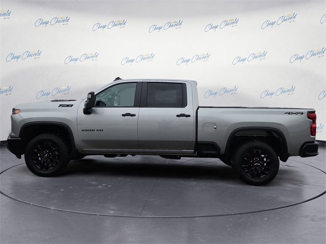 2026 Chevrolet Silverado 2500HD Custom photo 2