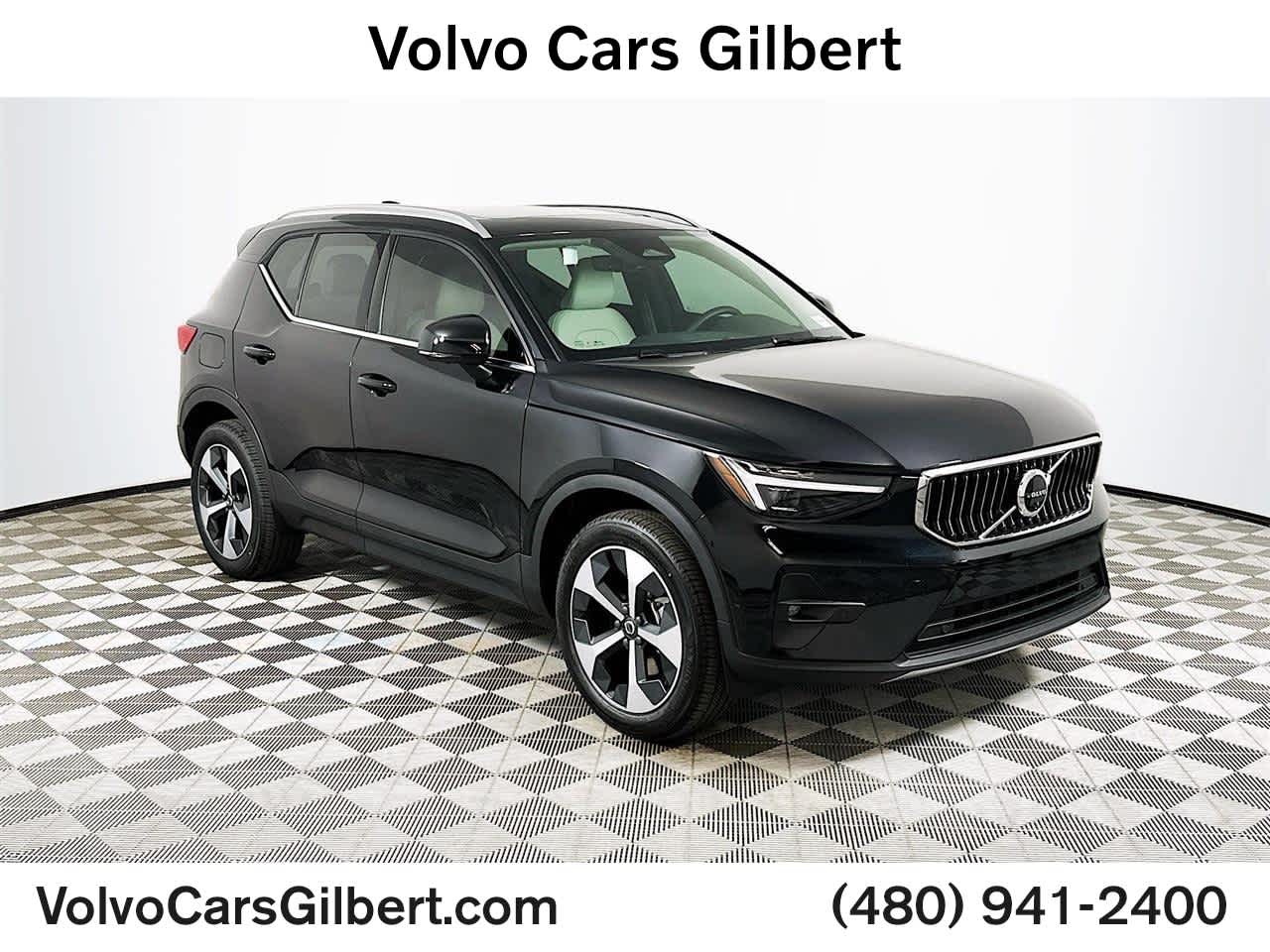 2025 Volvo XC40