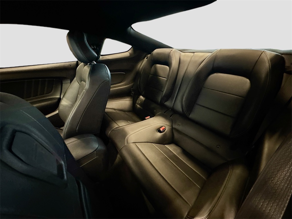2016 Ford Mustang GT Premium photo 17