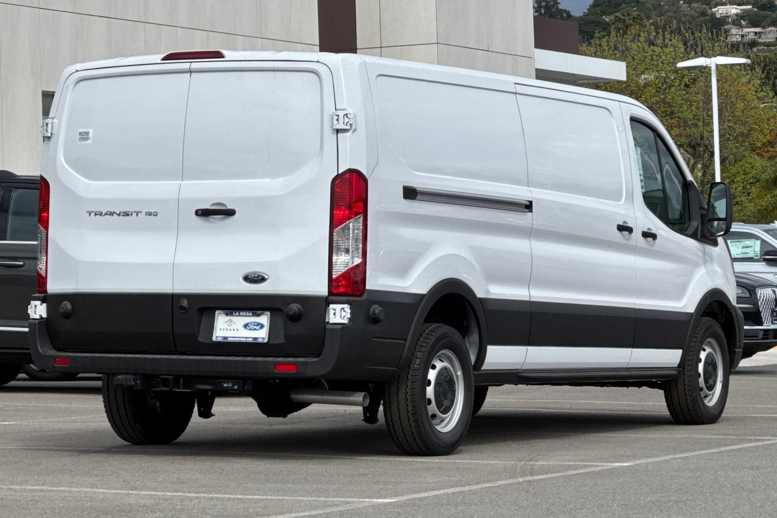 2024 Ford Transit photo 3