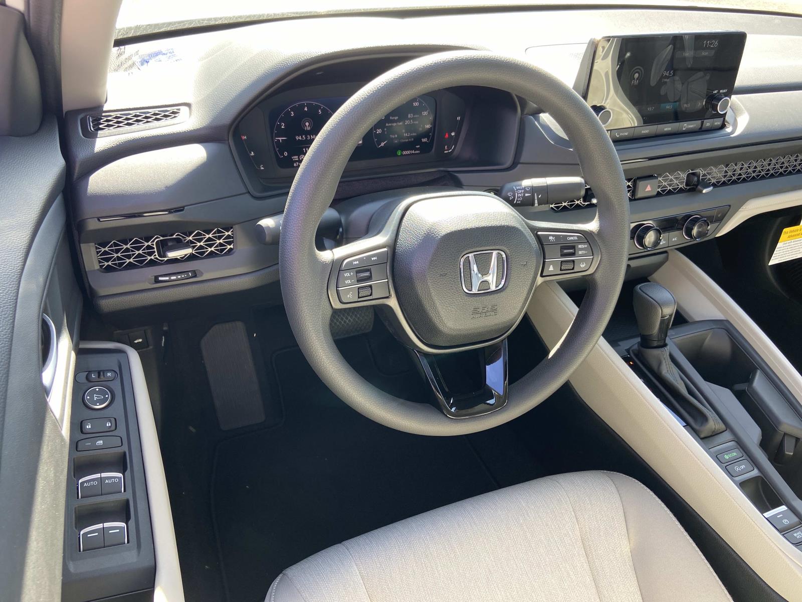 2025 Honda Accord SE photo 4
