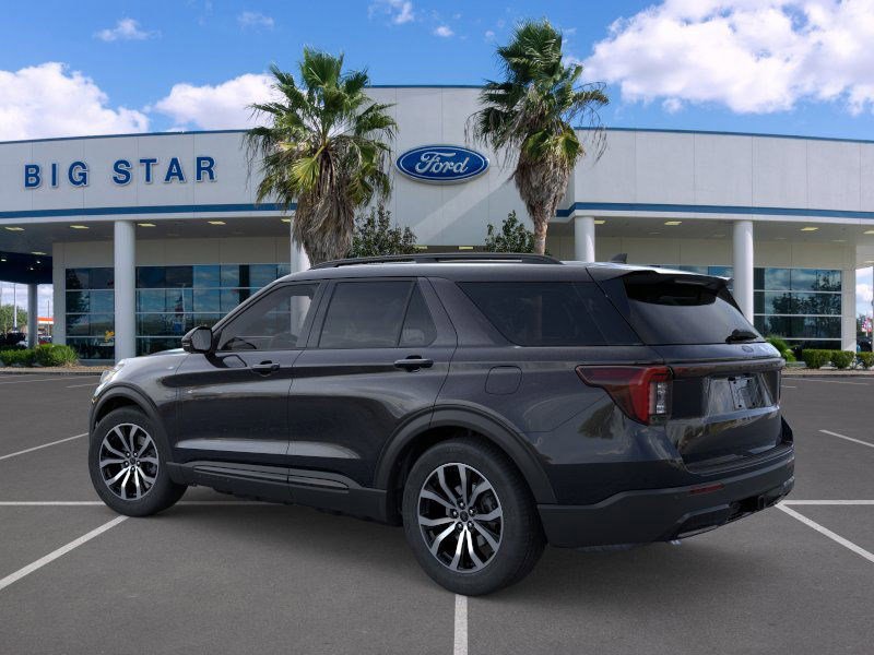 2025 Ford Explorer ST-Line photo 4