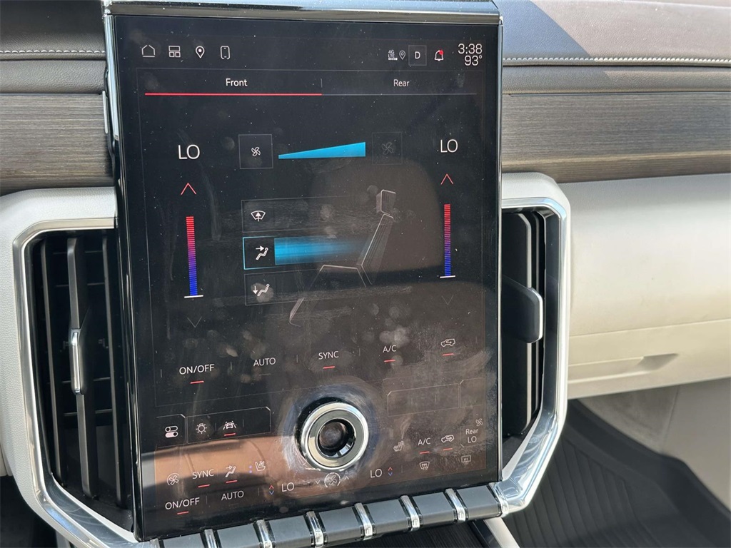 2024 Gmc Acadia Denali photo 4