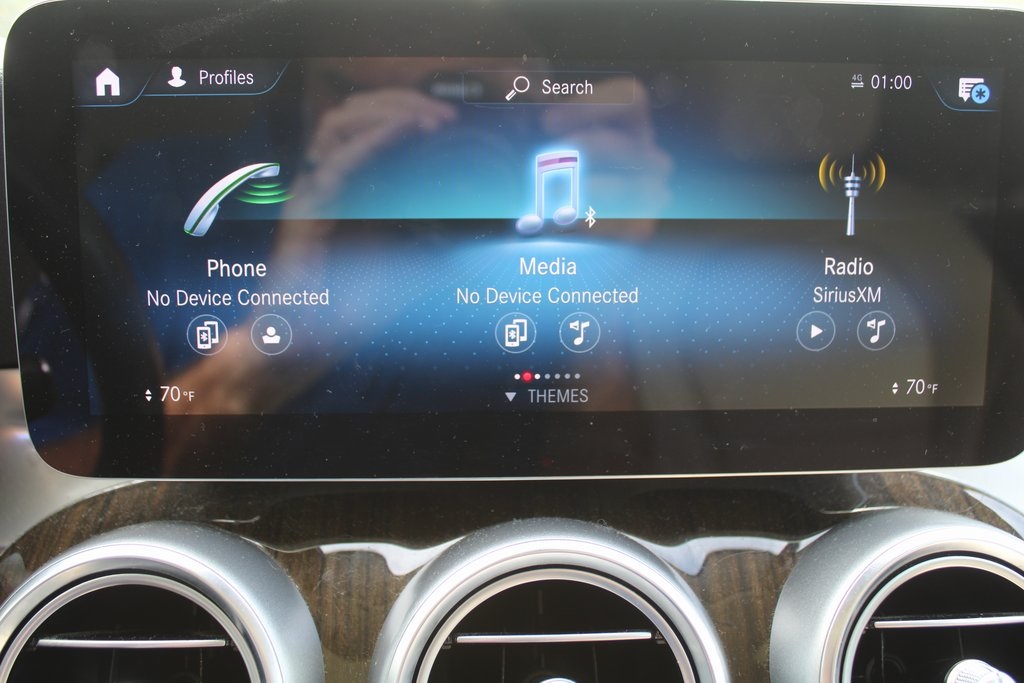 2022 Mercedes Benz GLC 300 photo 36