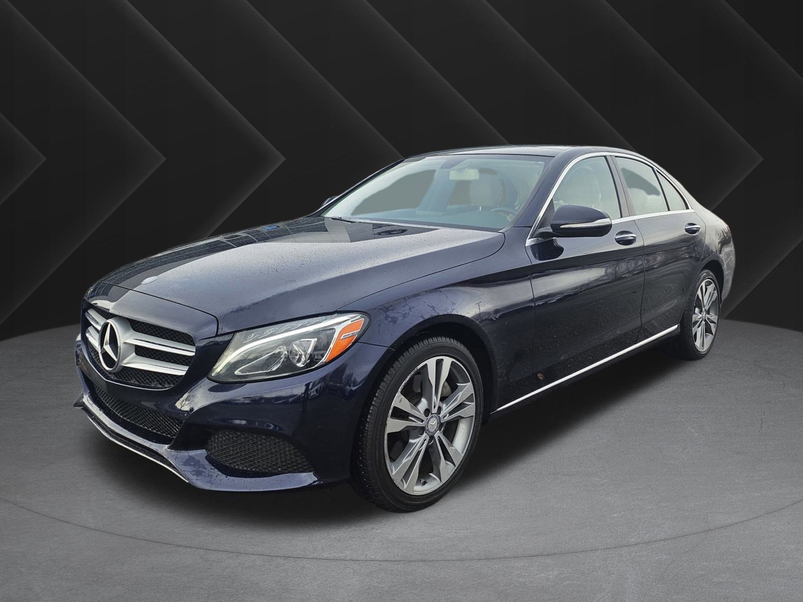 2015 Mercedes-Benz C-Class C300's photo