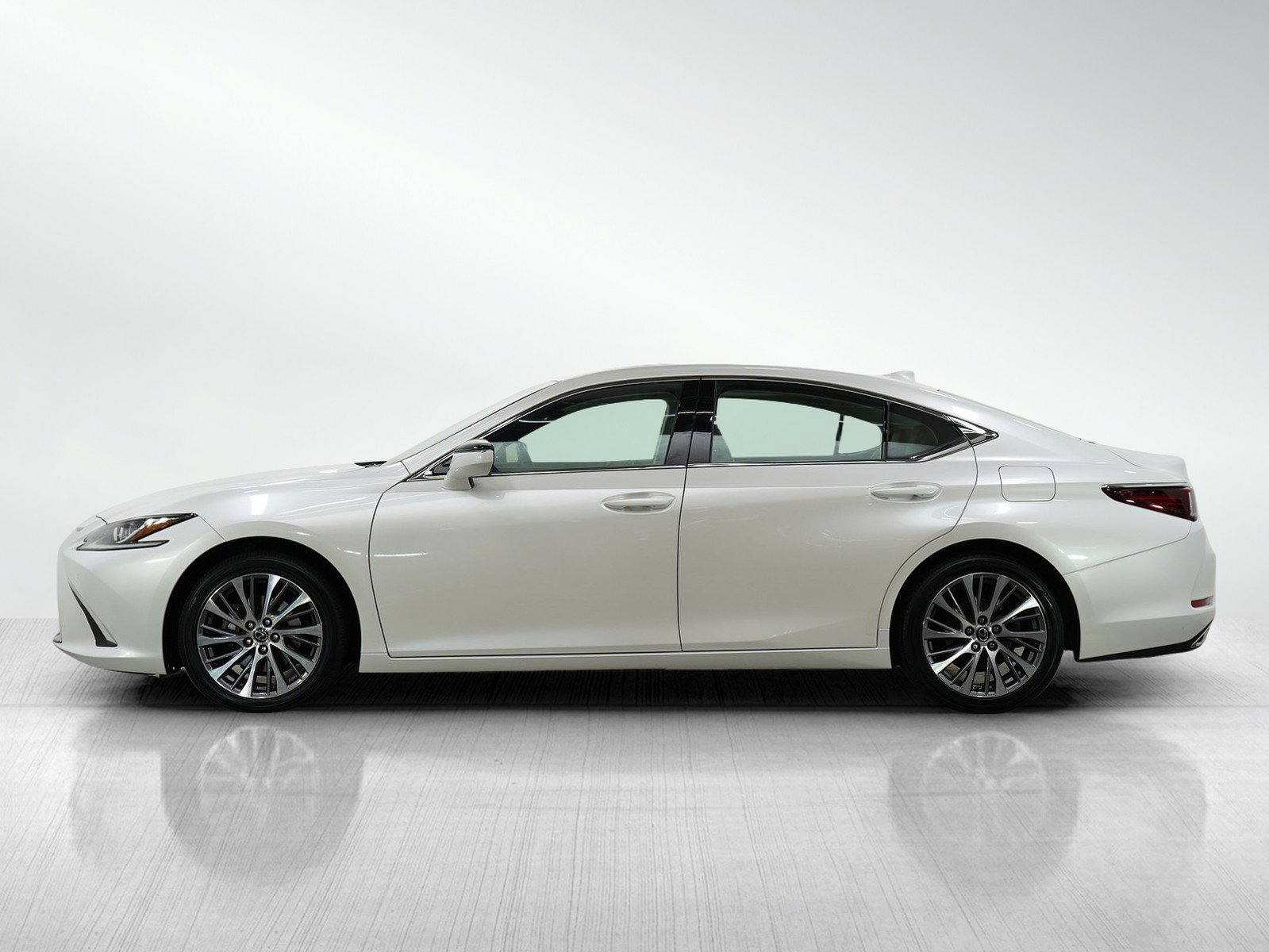 Used 2019 Lexus ES 350 with VIN 58ABZ1B16KU050444 for sale in Bloomington, Minnesota