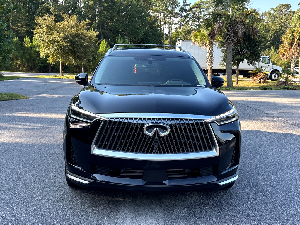 2026 Infiniti QX60 Luxe AWD photo 2