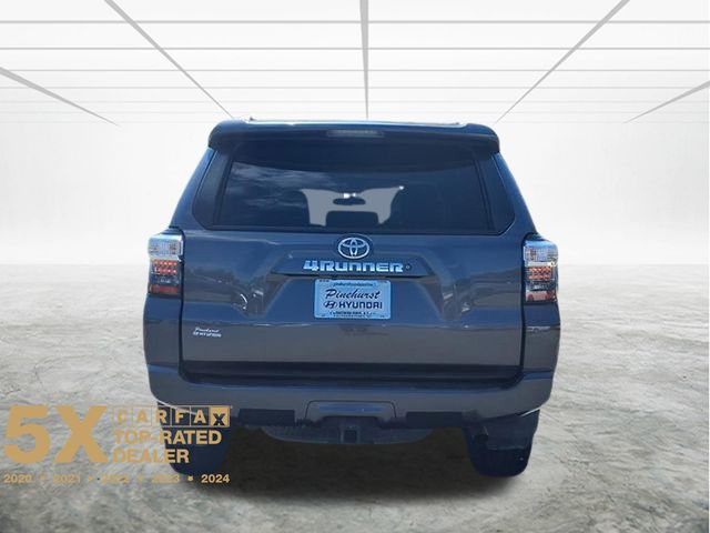 2016 Toyota 4Runner SR5 Premium photo 18