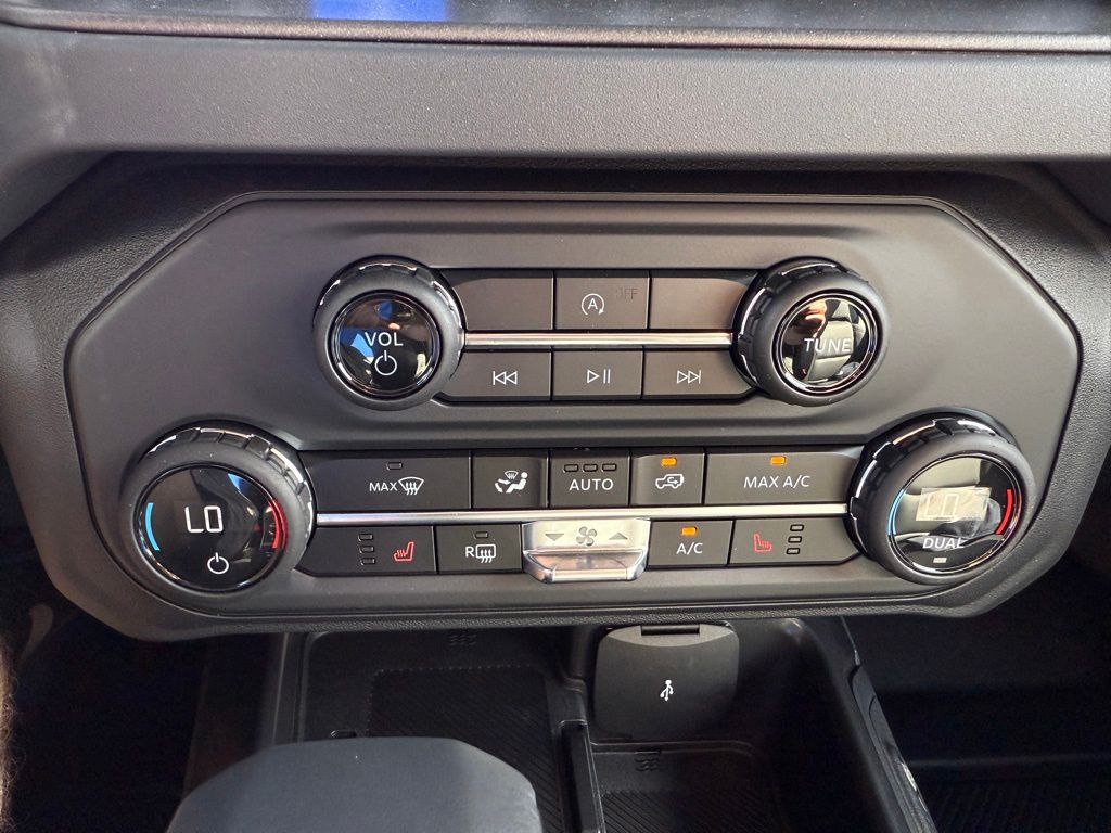 2025 Ford Bronco Big Bend photo 24