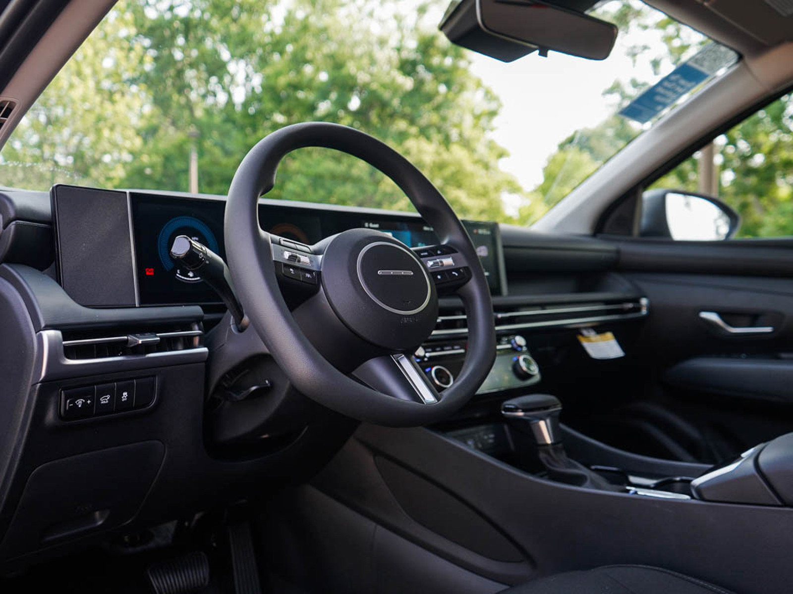 2025 Hyundai Tucson SEL photo 18