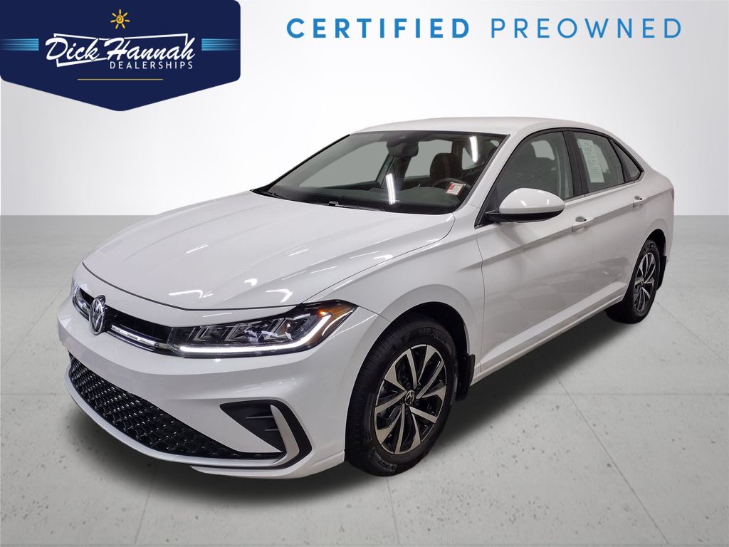 2025 Volkswagen Jetta S's photo