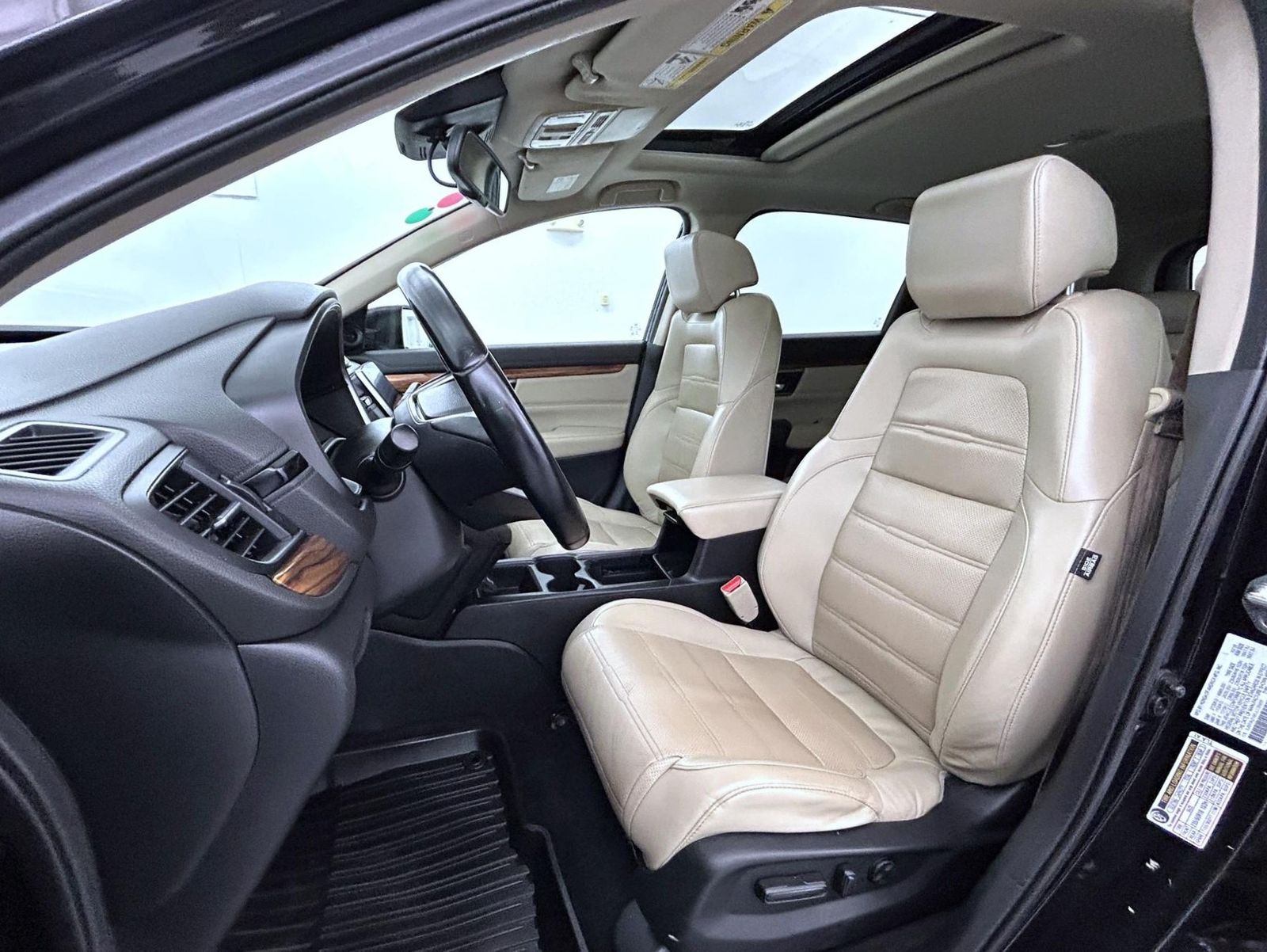 2018 Honda CR-V Touring photo 10