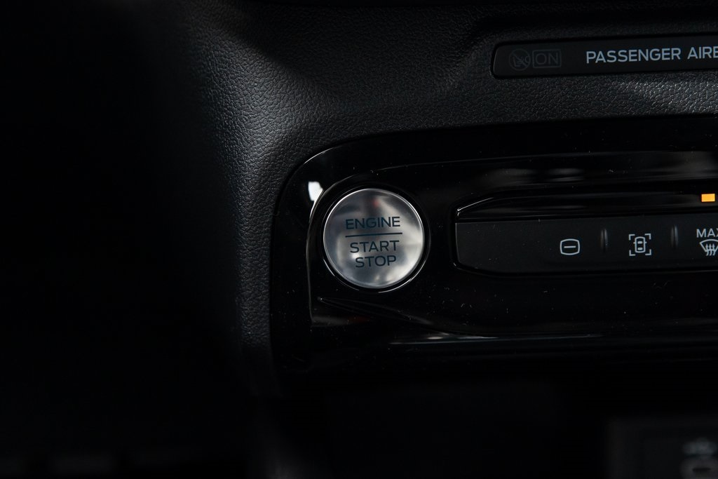 2025 Ford Escape ST-Line Select photo 29