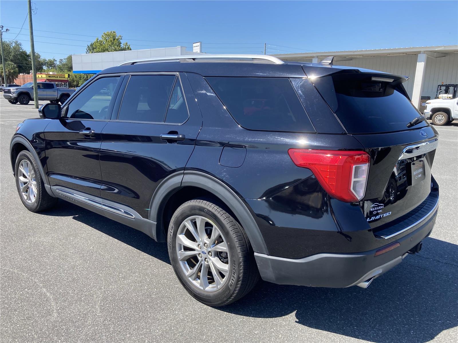 2022 Ford Explorer Limited photo 4