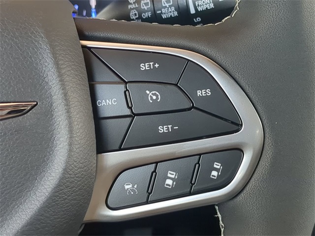 2026 Chrysler Pacifica photo 26