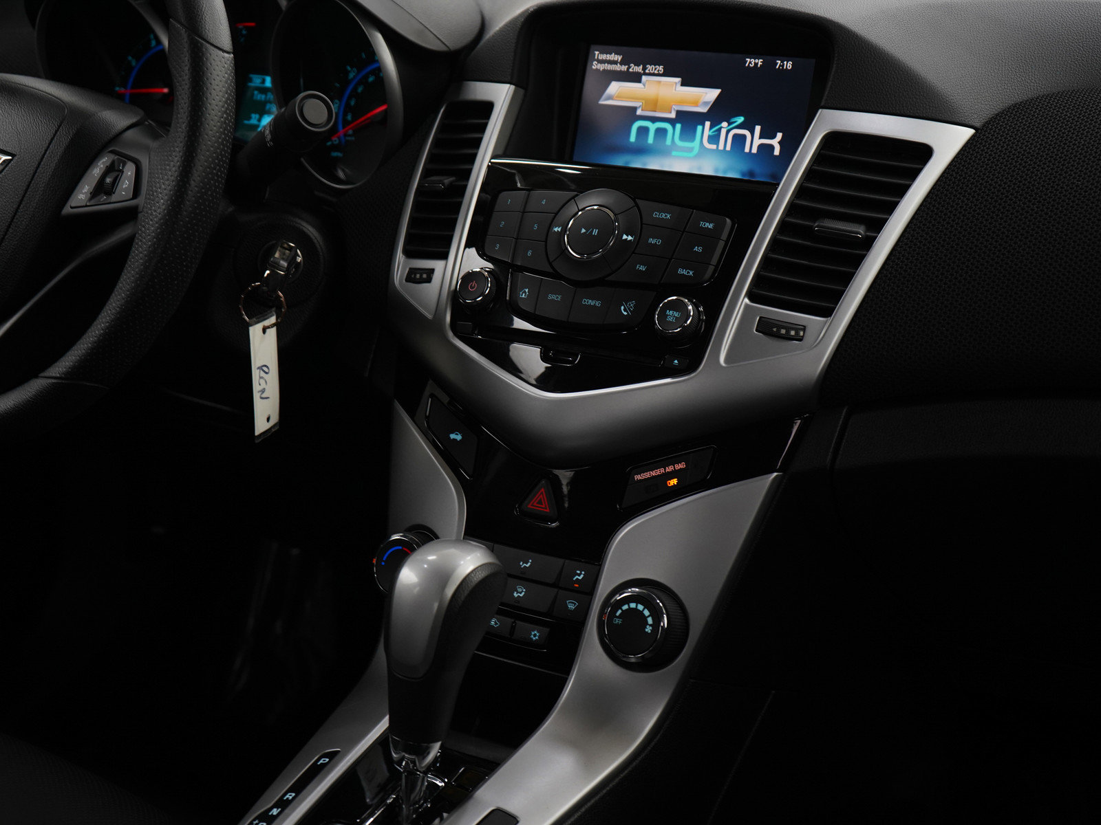 2016 Chevrolet Cruze LT photo 12