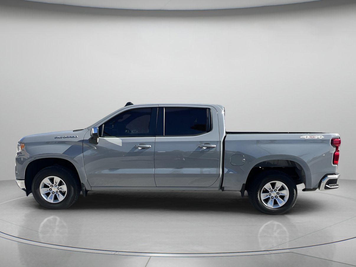 2024 Chevrolet Silverado 1500 LT photo 4
