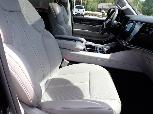 2022 Jeep Wagoneer Series I photo 10