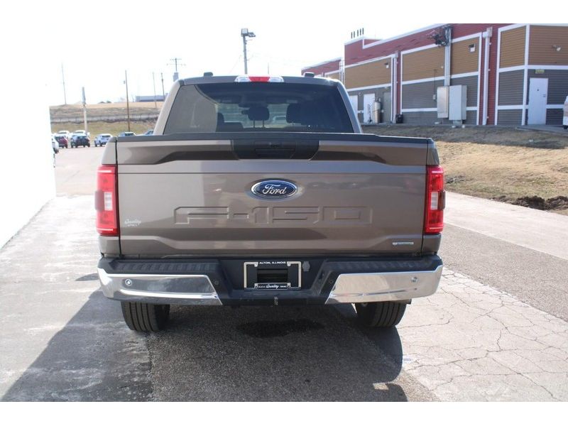 2023 Ford F-150 XLT photo 5