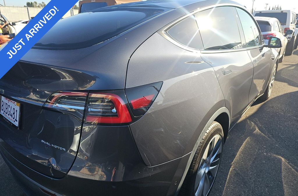 Used 2021 Tesla Model Y Long Range with VIN 5YJYGDEE5MF086231 for sale in Northfield, Minnesota