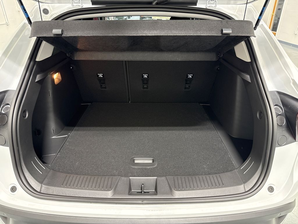 2026 Chevrolet Trax LT photo 5