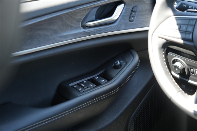 2024 Jeep Grand Cherokee Limited photo 19