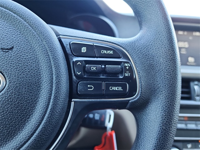 2018 Kia Optima LX photo 25