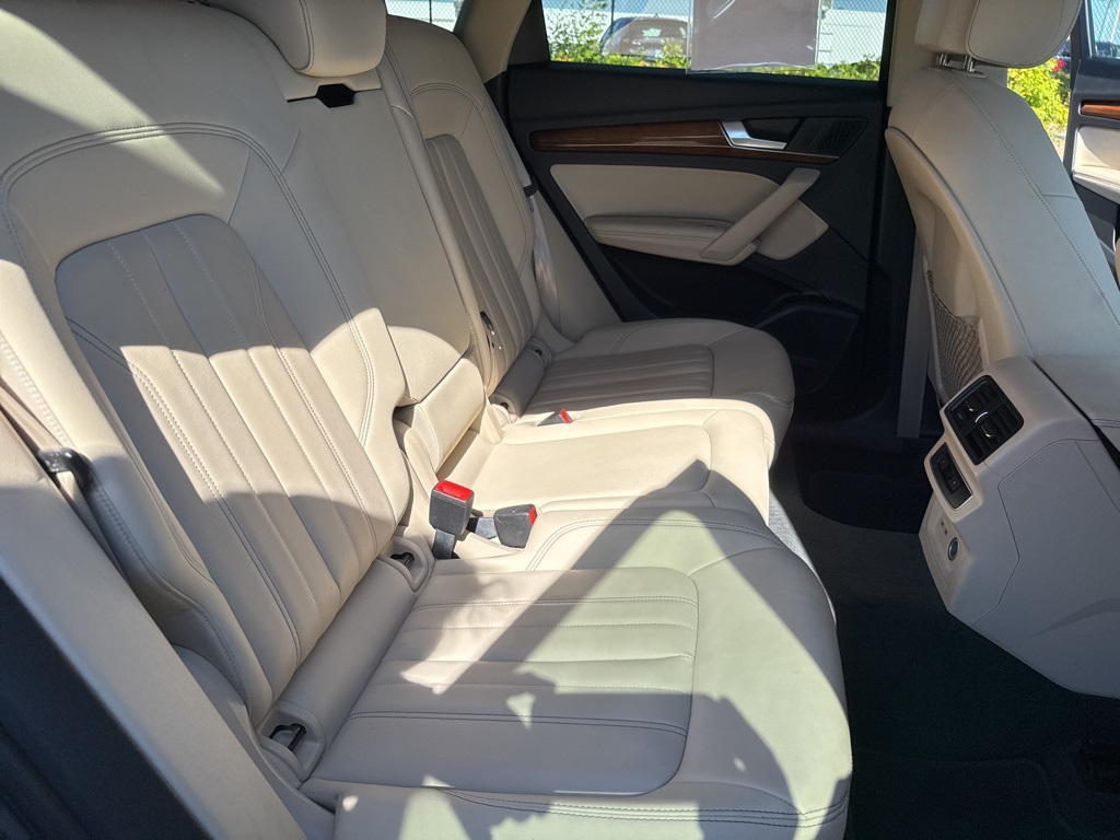 2023 Audi Q5 45 S line Premium photo 28