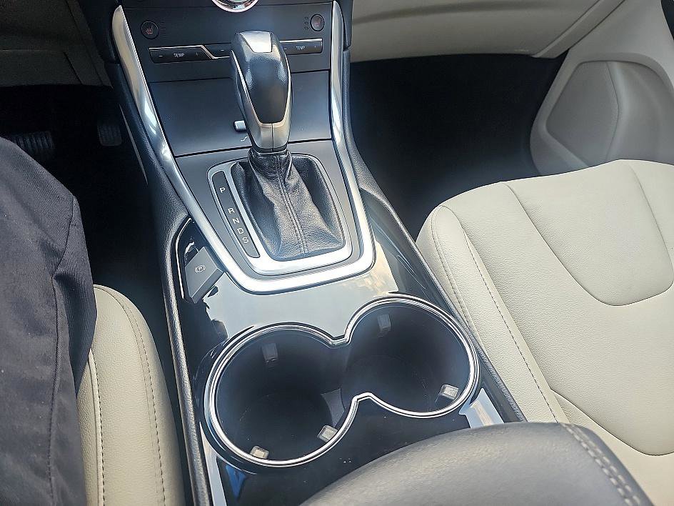 2017 Ford Edge Titanium photo 20
