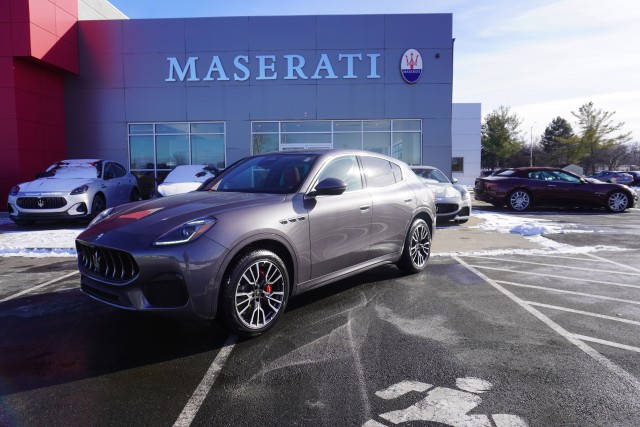 New 2024 Maserati Quattroporte Modena Ultima Q4 4dr Car in