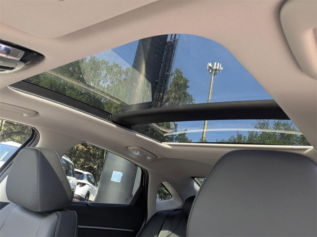 2025 Hyundai Sonata Hybrid Limited photo 18
