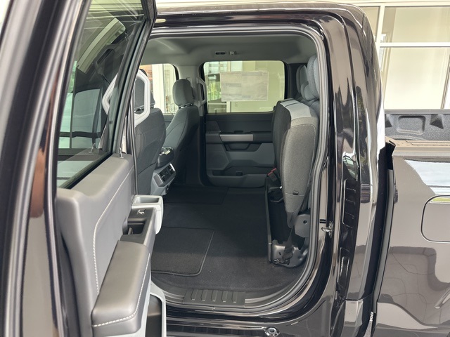 2025 Ford F-150 XLT photo 36