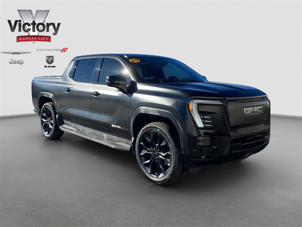 2024 GMC Sierra Denali's photo