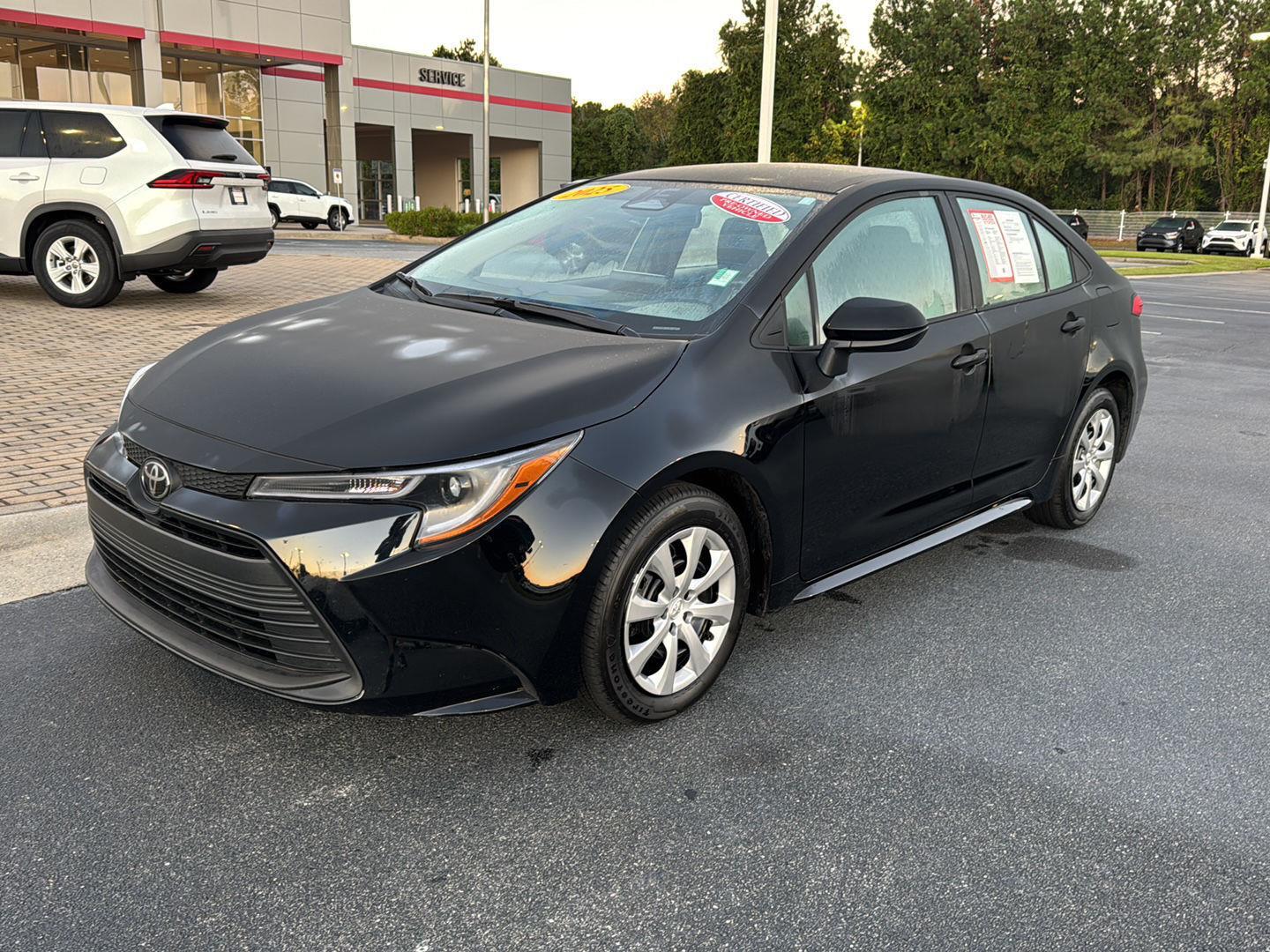 2025 Toyota Corolla LE