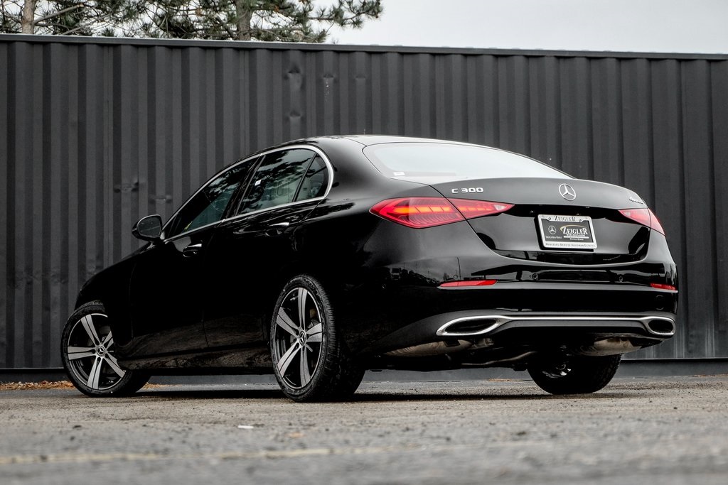 2025 Mercedes Benz C 300 4MATIC photo 3