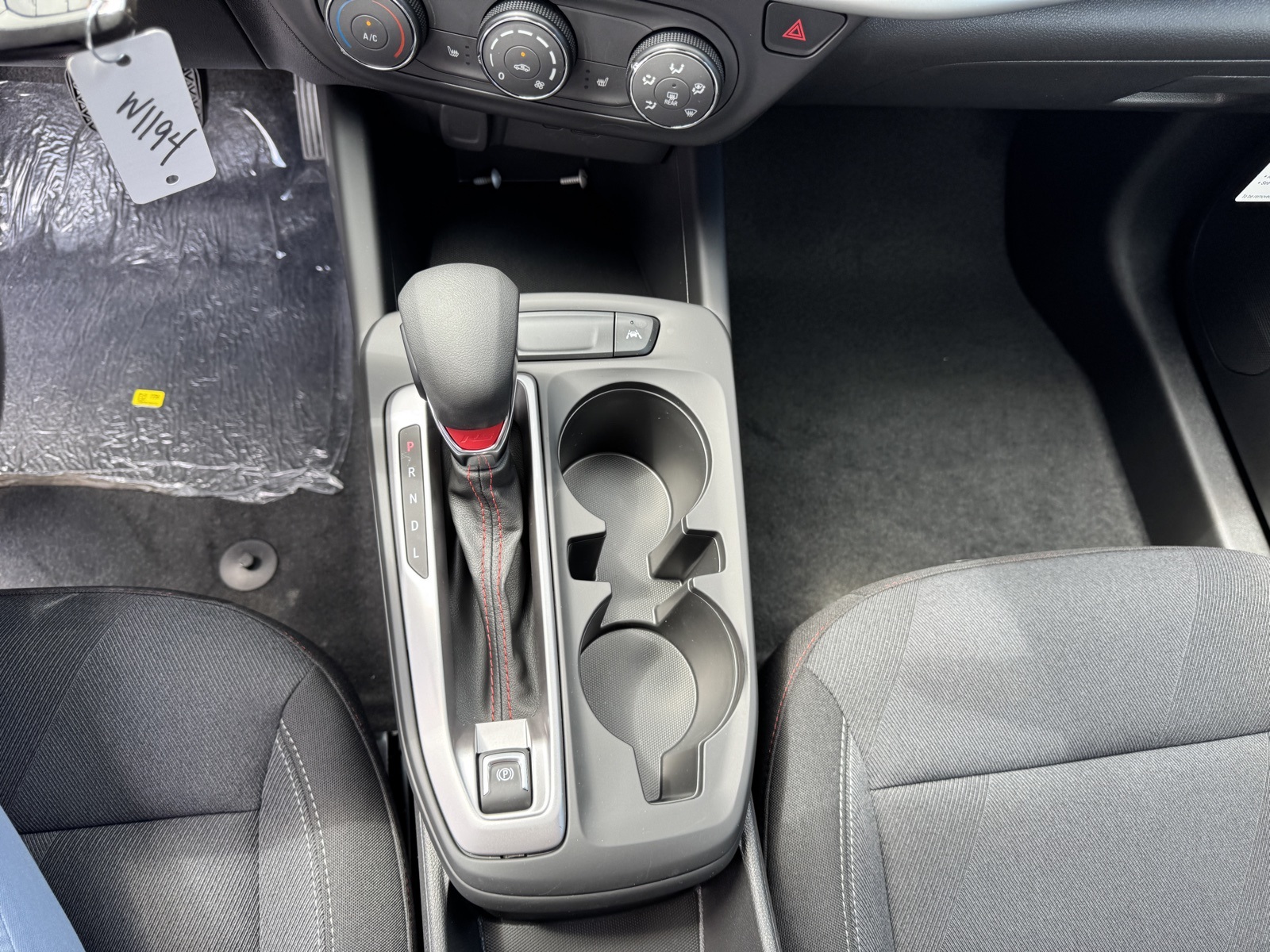 2025 Chevrolet Trax photo 15