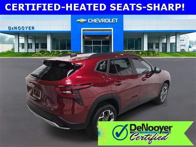 2024 Chevrolet Trax LT photo 5