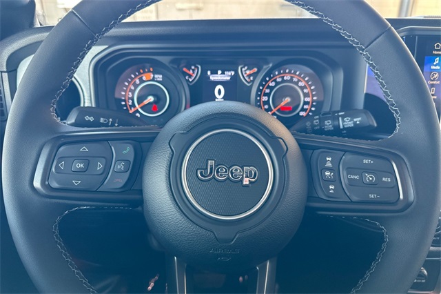 2025 Jeep Wrangler Sport S photo 20