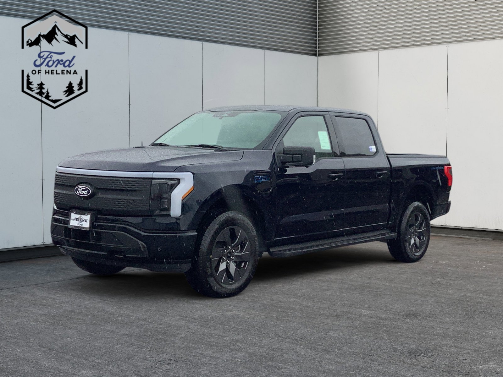2025 Ford F-150 Lightning Flash's photo