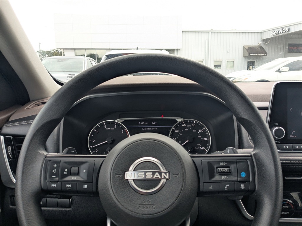 2022 Nissan Rogue SV photo 23