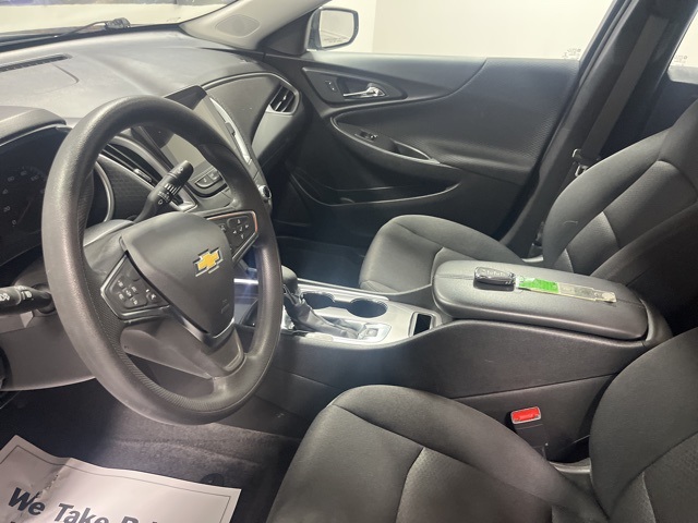2024 Chevrolet Malibu 1LT photo 10