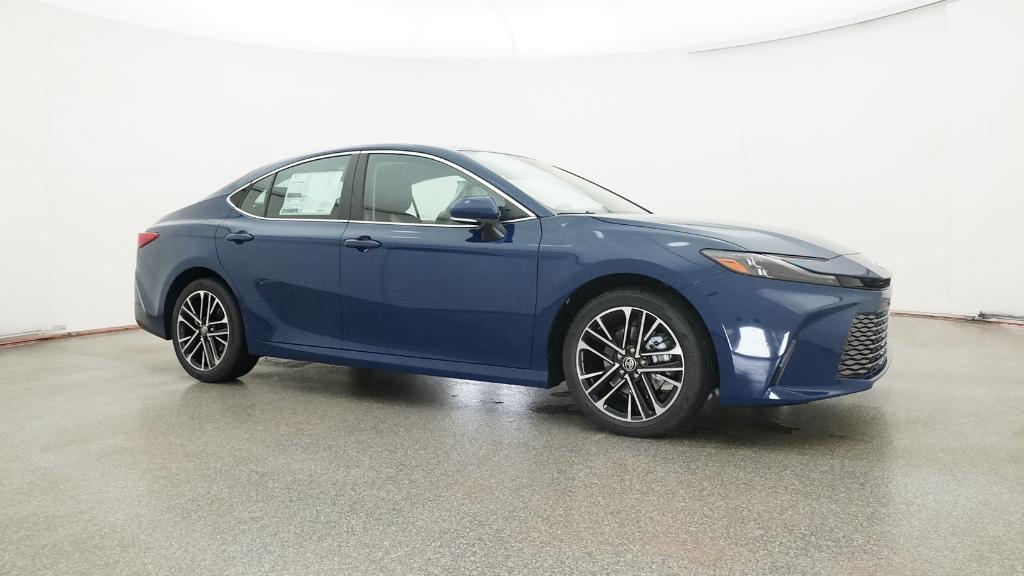2025 Toyota Camry XLE photo 28