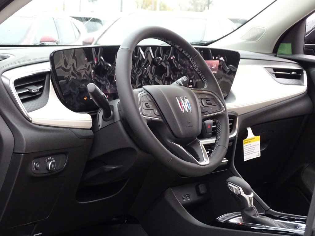 2024 Buick Encore GX Avenir photo 22