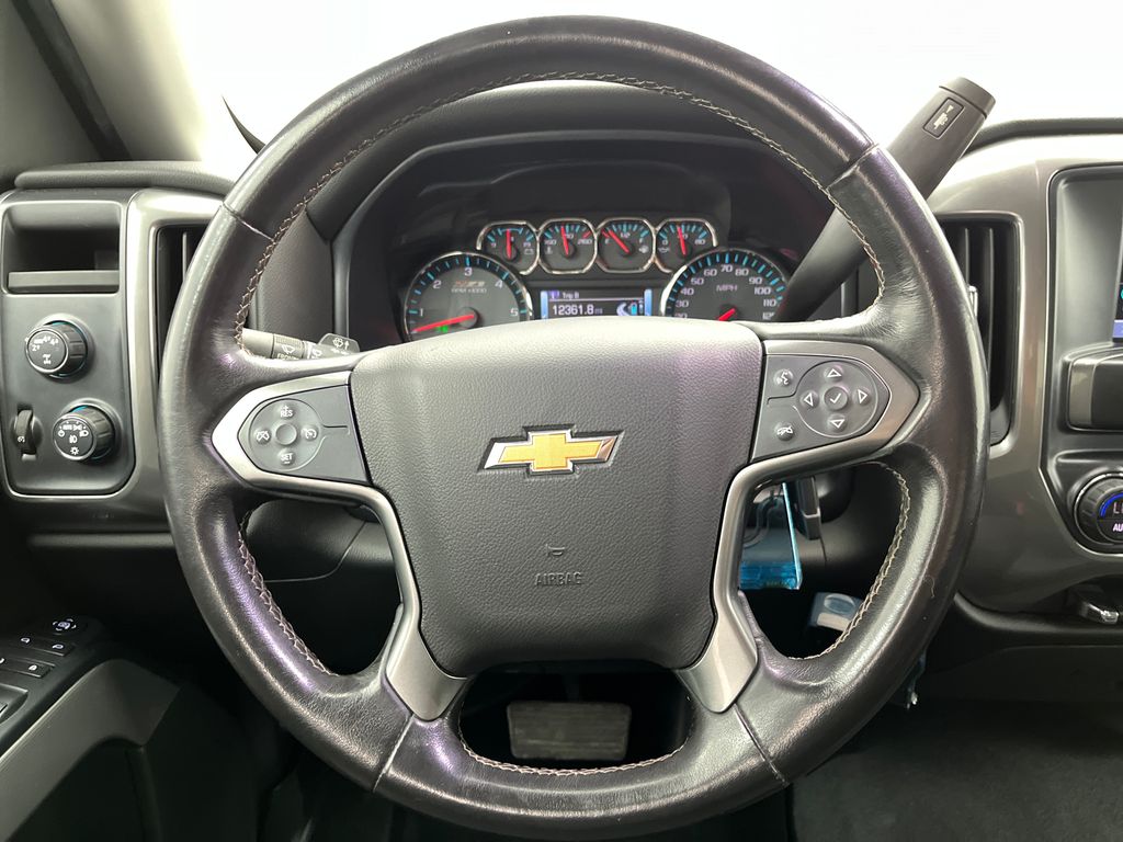 2018 Chevrolet Silverado 1500 LT photo 27