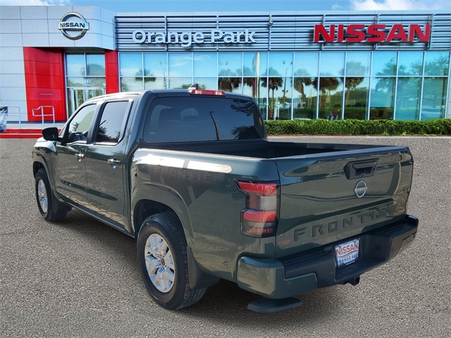 2023 Nissan Frontier SV photo 3