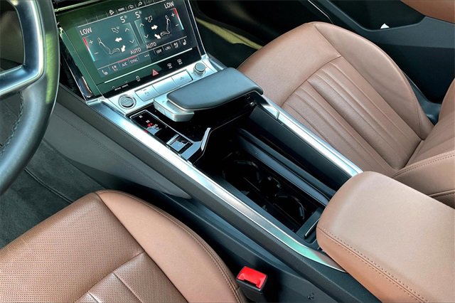 2022 Audi e-tron Premium Plus photo 13