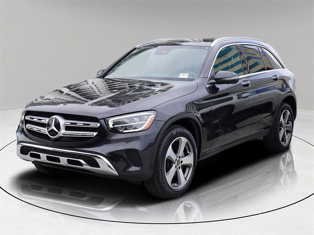 2022 Mercedes Benz GLC 300 photo 3